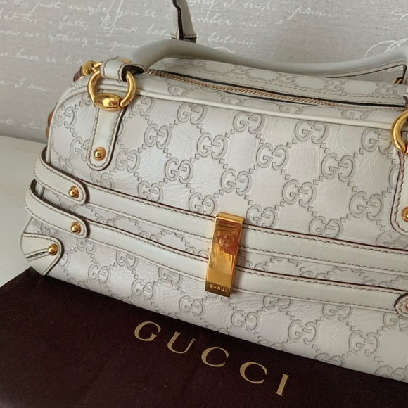 Gucci monogram horsebit wave medium shoulder bag - Picture 12 of 16